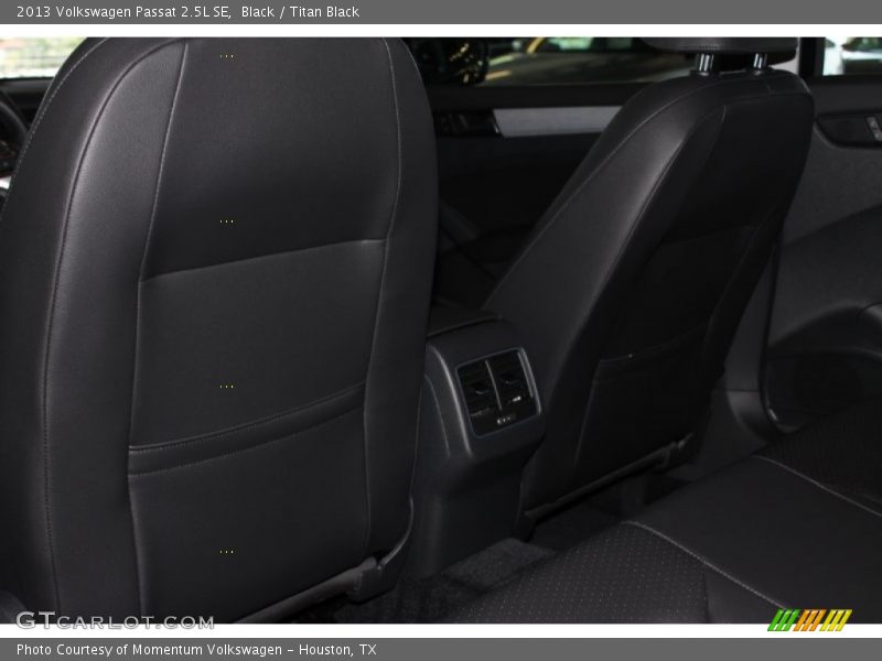 Black / Titan Black 2013 Volkswagen Passat 2.5L SE