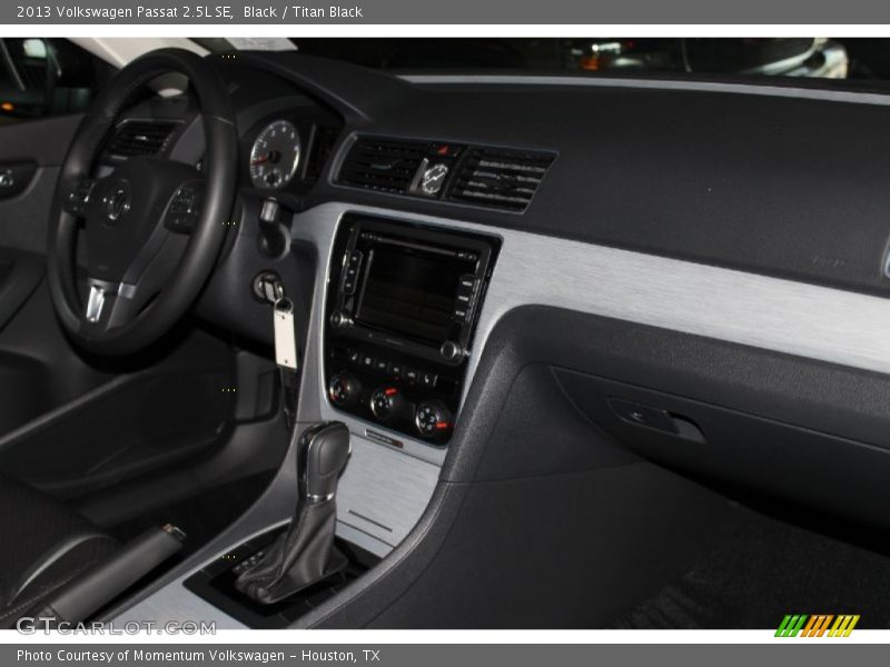 Black / Titan Black 2013 Volkswagen Passat 2.5L SE