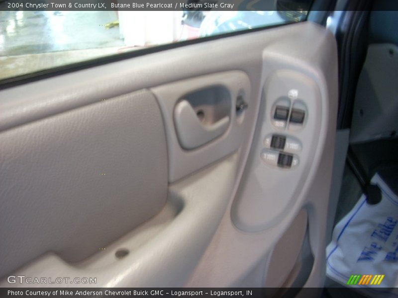 Butane Blue Pearlcoat / Medium Slate Gray 2004 Chrysler Town & Country LX