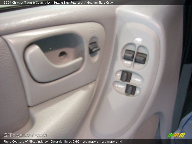 Butane Blue Pearlcoat / Medium Slate Gray 2004 Chrysler Town & Country LX