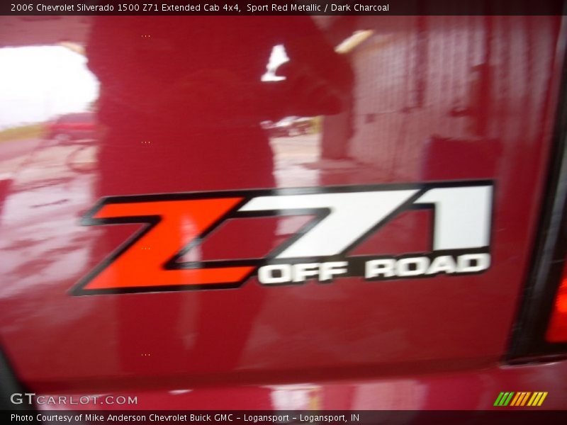 Sport Red Metallic / Dark Charcoal 2006 Chevrolet Silverado 1500 Z71 Extended Cab 4x4