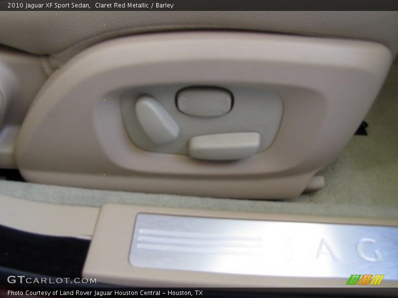 Claret Red Metallic / Barley 2010 Jaguar XF Sport Sedan
