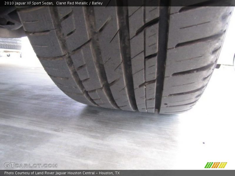 Claret Red Metallic / Barley 2010 Jaguar XF Sport Sedan