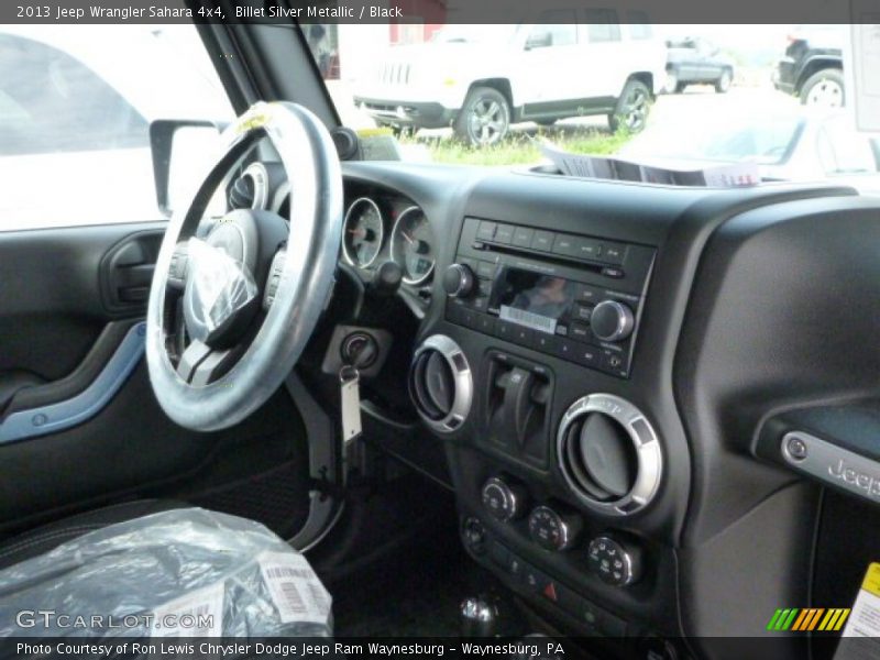 Billet Silver Metallic / Black 2013 Jeep Wrangler Sahara 4x4