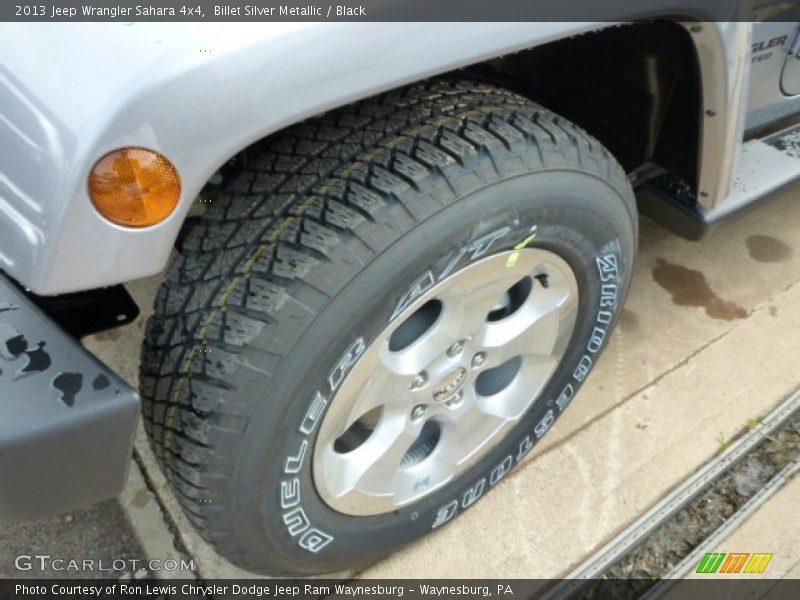 Billet Silver Metallic / Black 2013 Jeep Wrangler Sahara 4x4