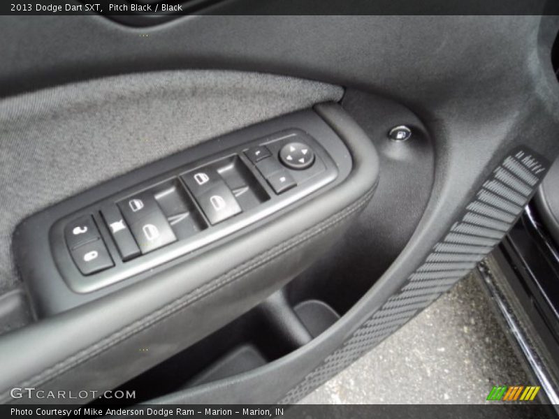 Pitch Black / Black 2013 Dodge Dart SXT