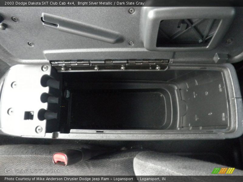 Bright Silver Metallic / Dark Slate Gray 2003 Dodge Dakota SXT Club Cab 4x4