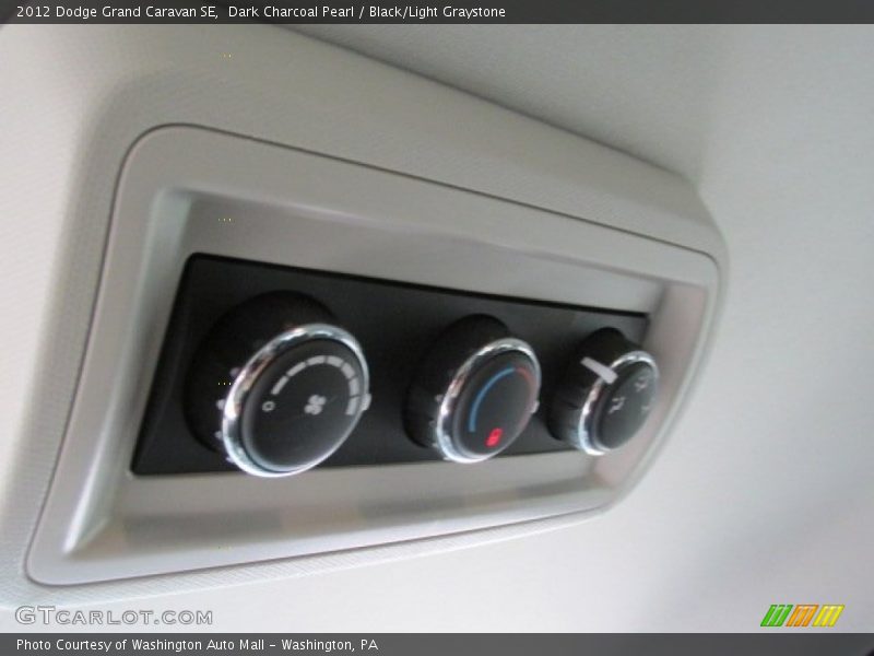 Dark Charcoal Pearl / Black/Light Graystone 2012 Dodge Grand Caravan SE