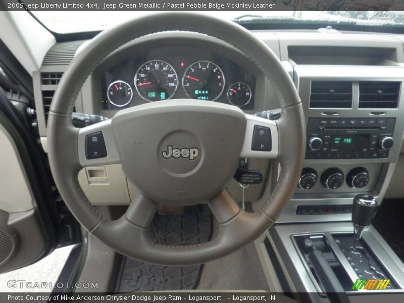 Jeep Green Metallic / Pastel Pebble Beige Mckinley Leather 2009 Jeep Liberty Limited 4x4
