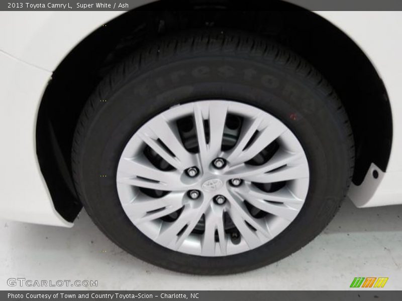 Super White / Ash 2013 Toyota Camry L