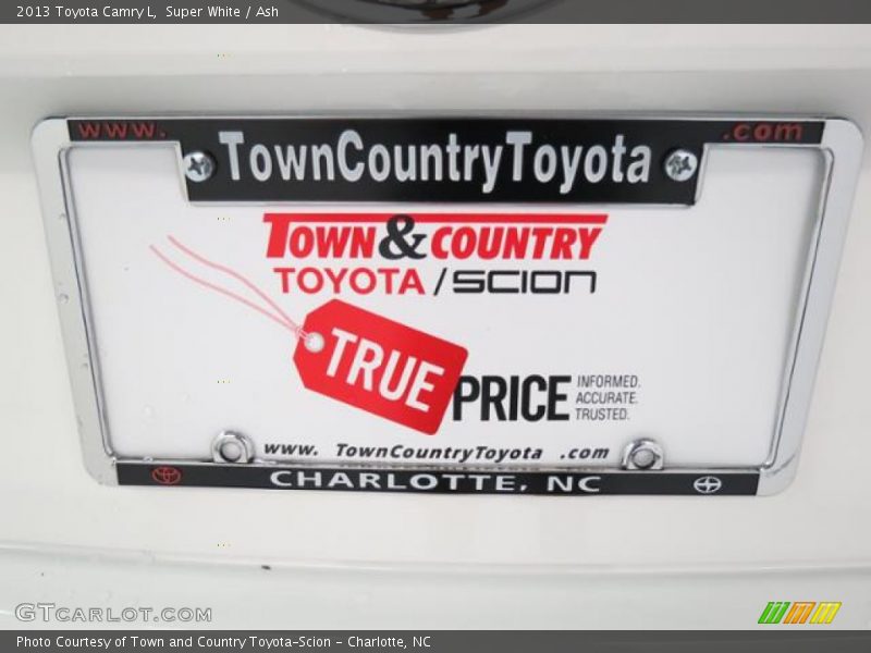 Super White / Ash 2013 Toyota Camry L