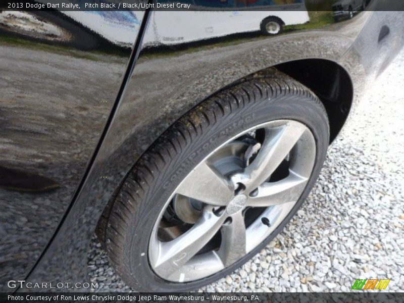 Pitch Black / Black/Light Diesel Gray 2013 Dodge Dart Rallye