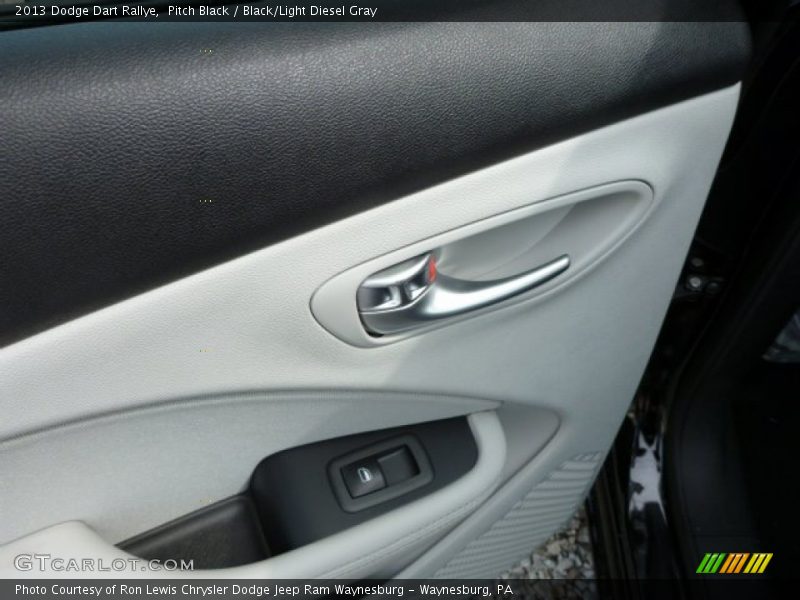 Pitch Black / Black/Light Diesel Gray 2013 Dodge Dart Rallye