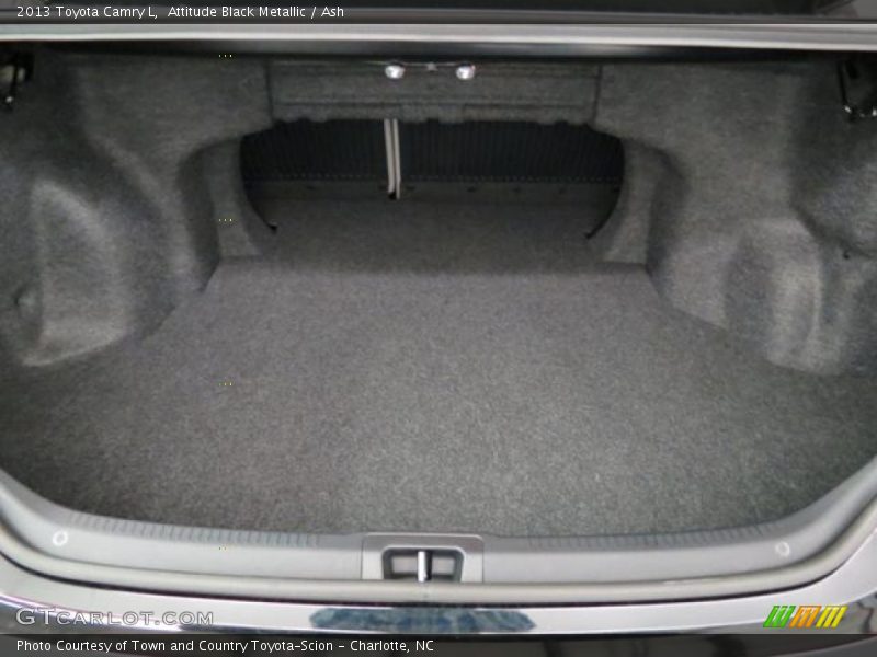 Attitude Black Metallic / Ash 2013 Toyota Camry L