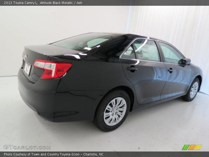 Attitude Black Metallic / Ash 2013 Toyota Camry L
