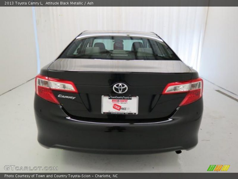 Attitude Black Metallic / Ash 2013 Toyota Camry L