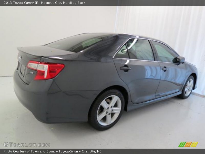Magnetic Gray Metallic / Black 2013 Toyota Camry SE