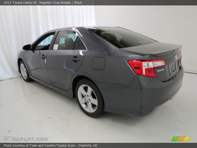 Magnetic Gray Metallic / Black 2013 Toyota Camry SE