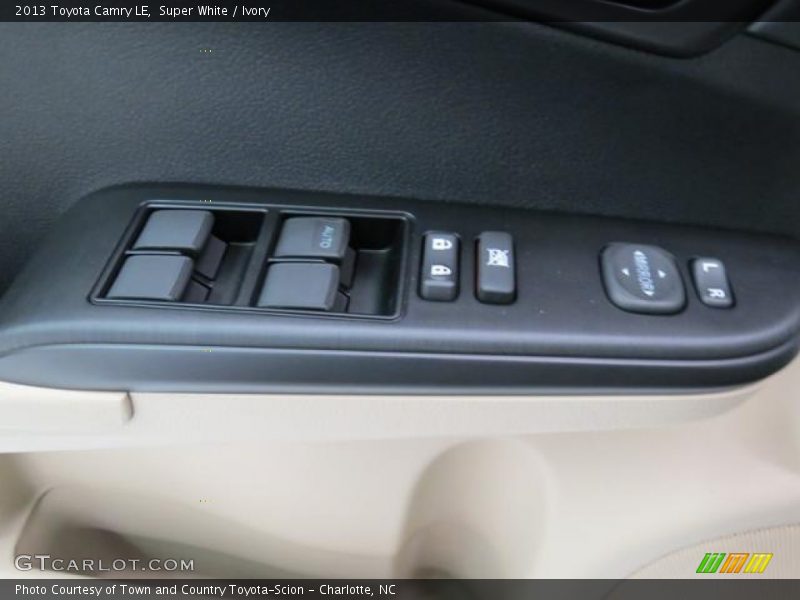 Super White / Ivory 2013 Toyota Camry LE