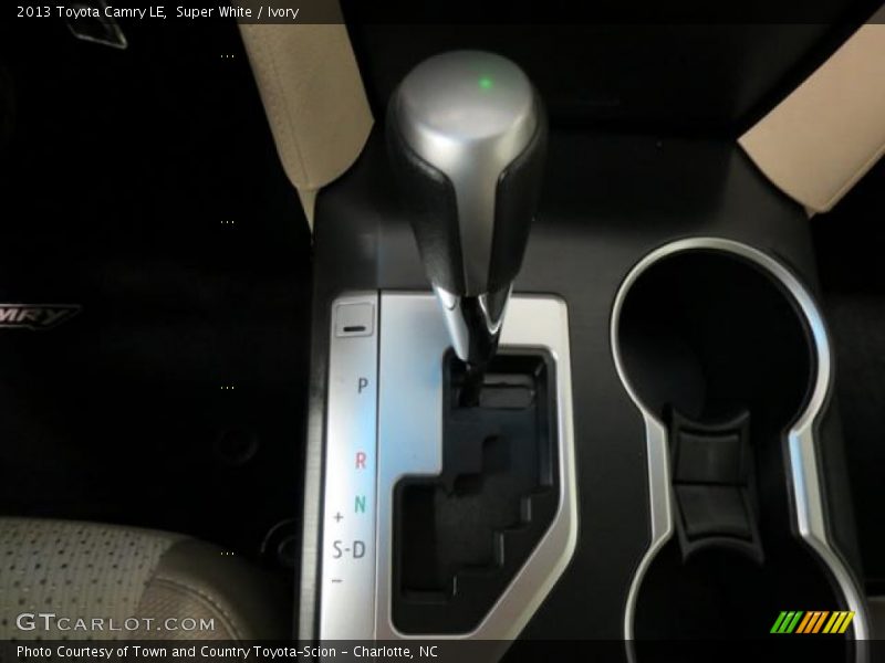 Super White / Ivory 2013 Toyota Camry LE