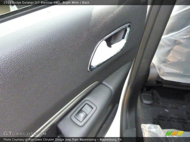 Bright White / Black 2013 Dodge Durango SXT Blacktop AWD