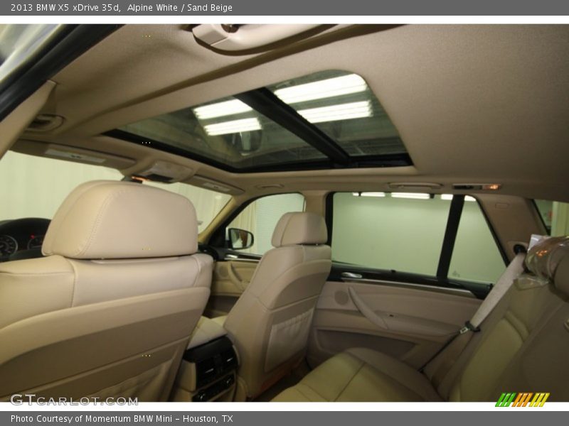 Alpine White / Sand Beige 2013 BMW X5 xDrive 35d