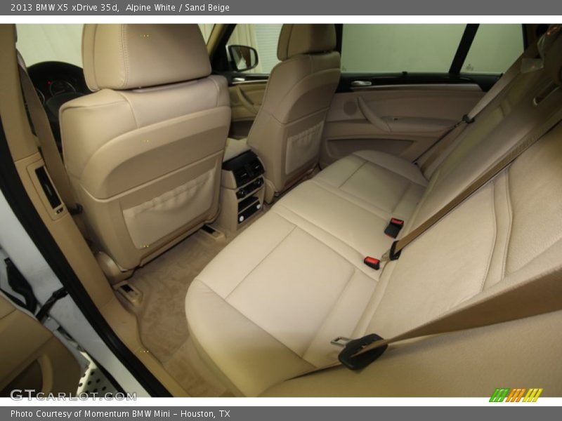 Alpine White / Sand Beige 2013 BMW X5 xDrive 35d
