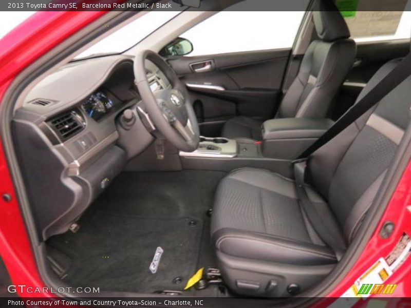 Barcelona Red Metallic / Black 2013 Toyota Camry SE