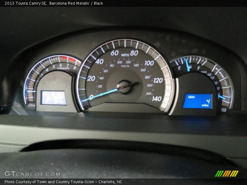Barcelona Red Metallic / Black 2013 Toyota Camry SE