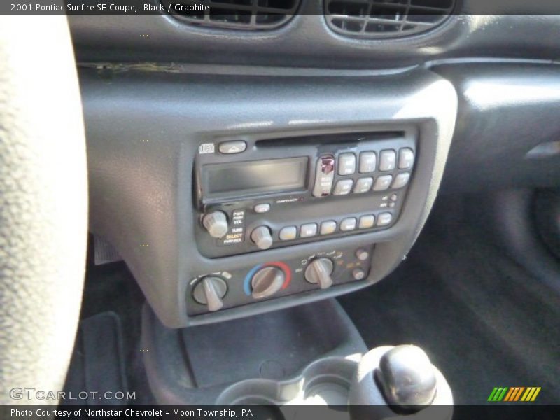 Black / Graphite 2001 Pontiac Sunfire SE Coupe