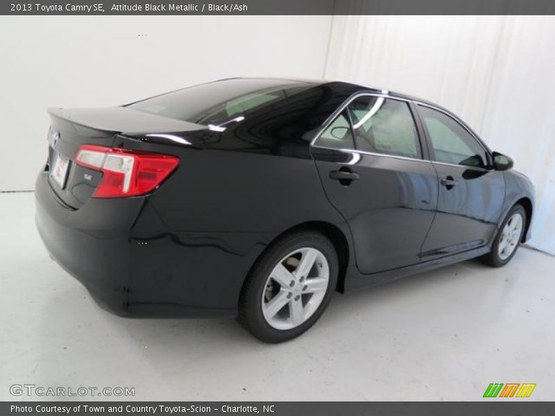 Attitude Black Metallic / Black/Ash 2013 Toyota Camry SE