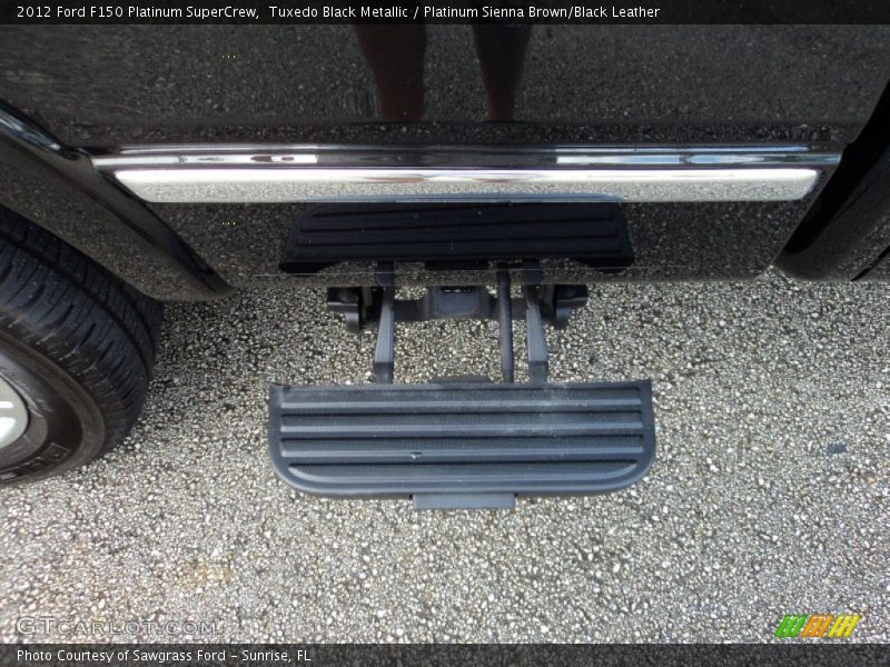 Tuxedo Black Metallic / Platinum Sienna Brown/Black Leather 2012 Ford F150 Platinum SuperCrew