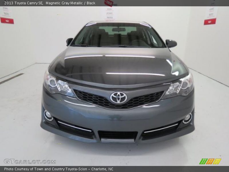Magnetic Gray Metallic / Black 2013 Toyota Camry SE