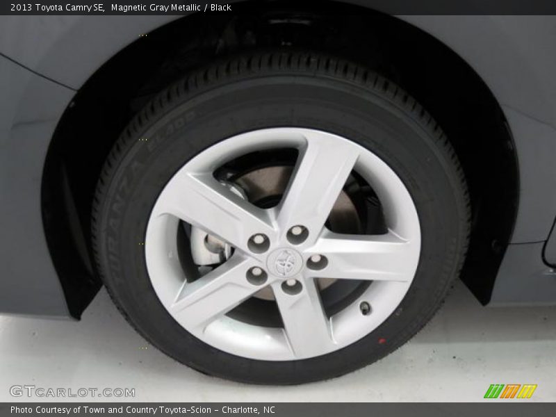 Magnetic Gray Metallic / Black 2013 Toyota Camry SE