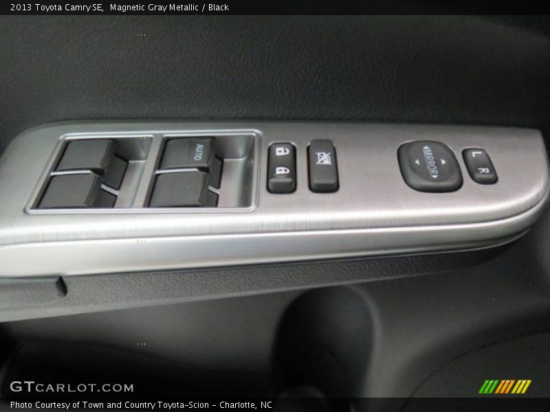 Magnetic Gray Metallic / Black 2013 Toyota Camry SE