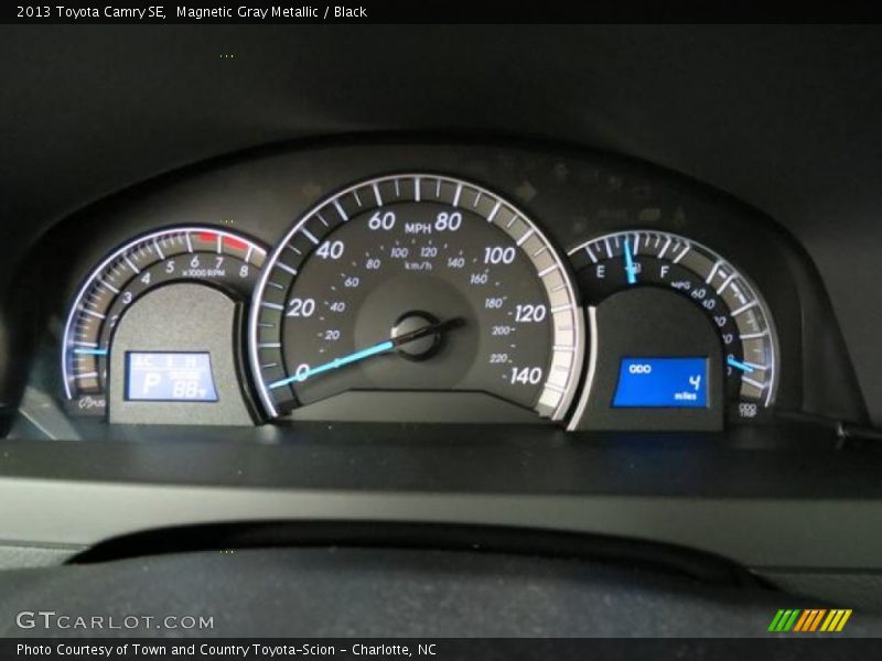 Magnetic Gray Metallic / Black 2013 Toyota Camry SE