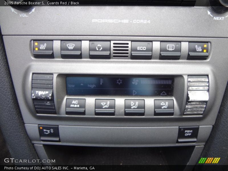 Controls of 2005 Boxster S