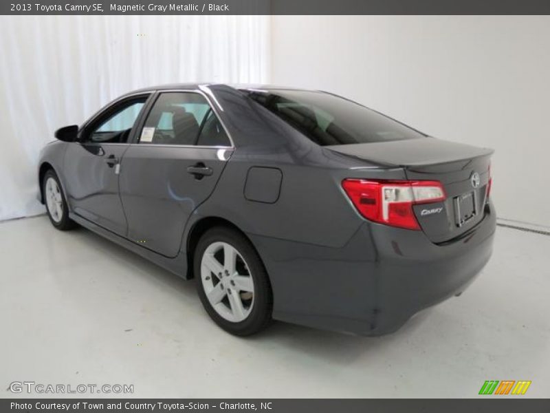 Magnetic Gray Metallic / Black 2013 Toyota Camry SE