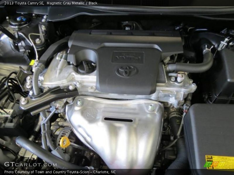 Magnetic Gray Metallic / Black 2013 Toyota Camry SE