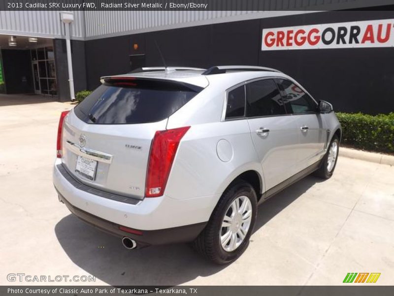 Radiant Silver Metallic / Ebony/Ebony 2013 Cadillac SRX Luxury FWD