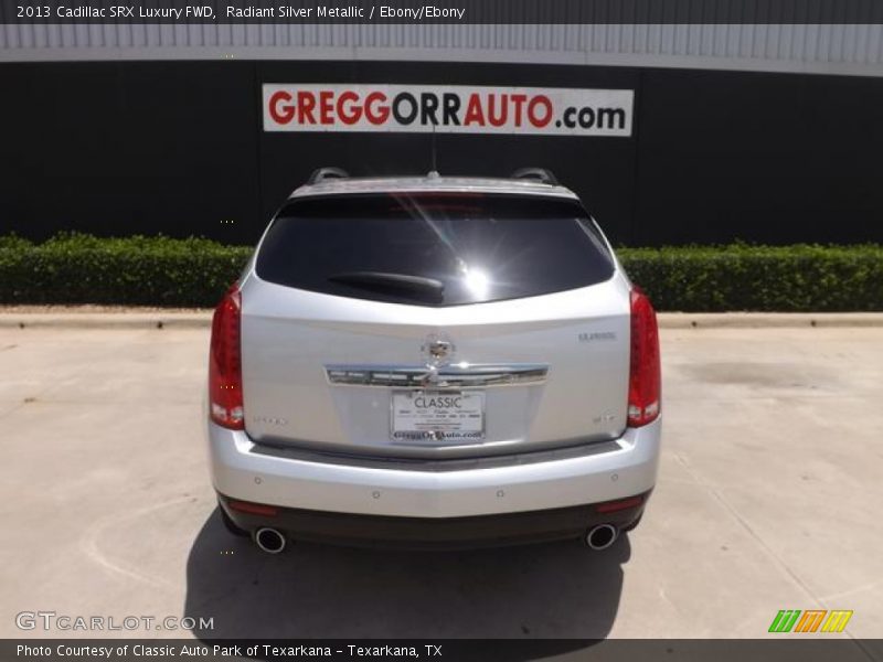 Radiant Silver Metallic / Ebony/Ebony 2013 Cadillac SRX Luxury FWD