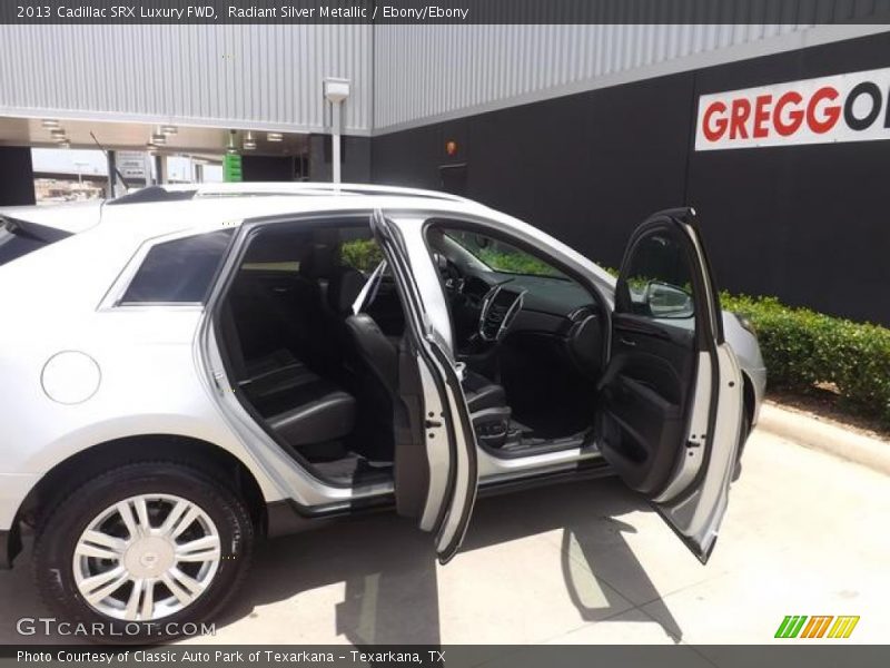 Radiant Silver Metallic / Ebony/Ebony 2013 Cadillac SRX Luxury FWD