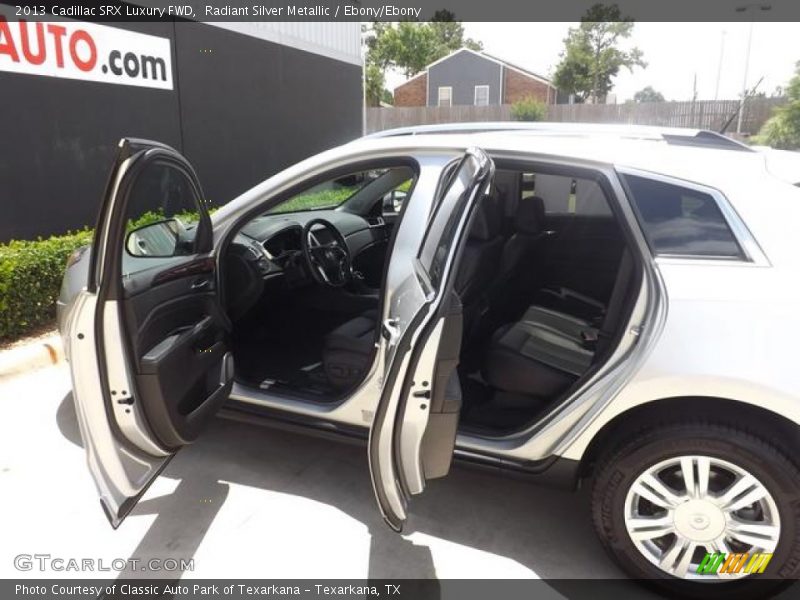 Radiant Silver Metallic / Ebony/Ebony 2013 Cadillac SRX Luxury FWD