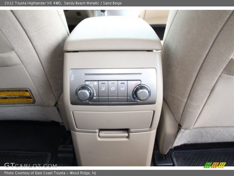 Sandy Beach Metallic / Sand Beige 2012 Toyota Highlander V6 4WD