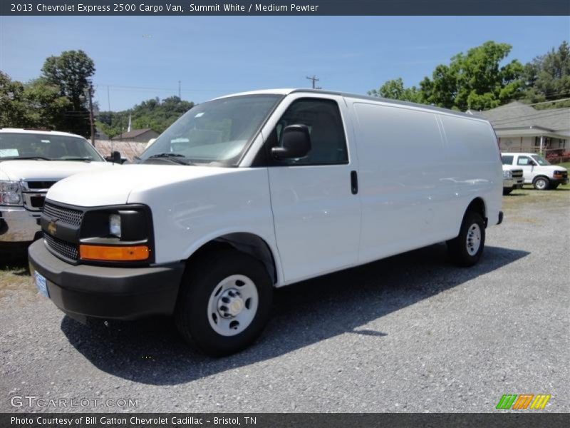 Summit White / Medium Pewter 2013 Chevrolet Express 2500 Cargo Van