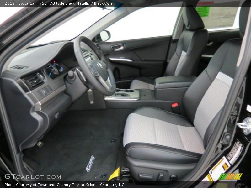 Attitude Black Metallic / Black/Ash 2013 Toyota Camry SE