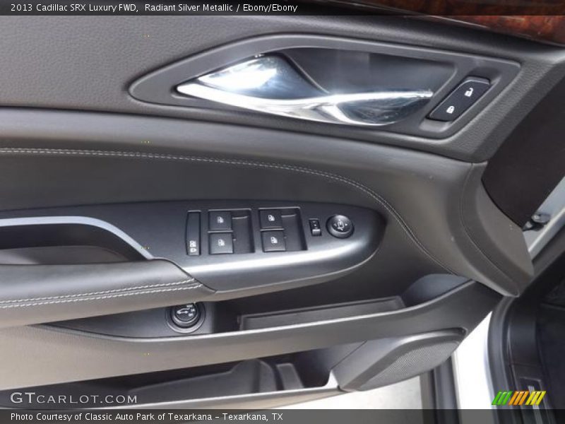 Radiant Silver Metallic / Ebony/Ebony 2013 Cadillac SRX Luxury FWD