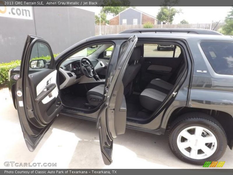 Ashen Gray Metallic / Jet Black 2013 GMC Terrain SLE