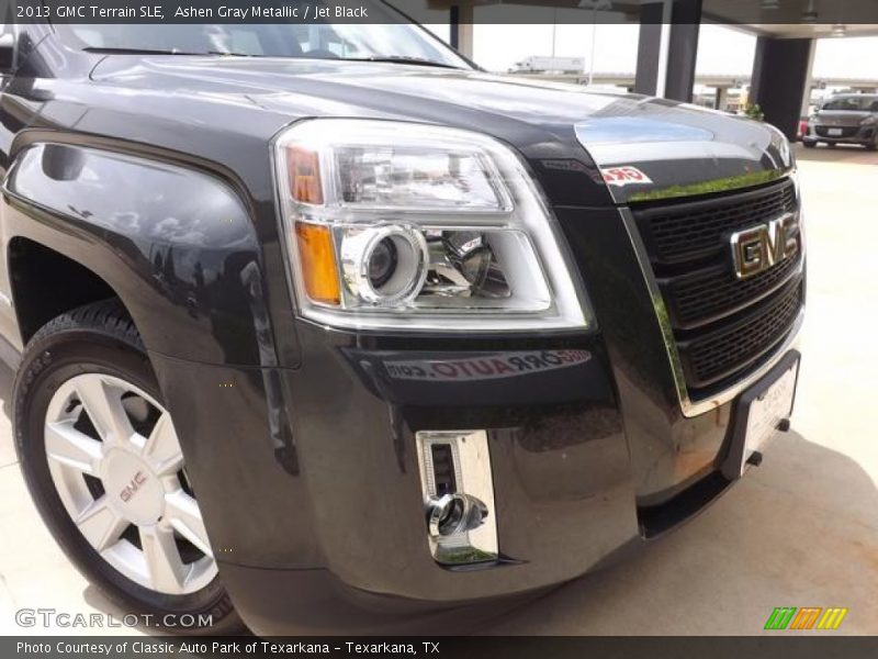 Ashen Gray Metallic / Jet Black 2013 GMC Terrain SLE