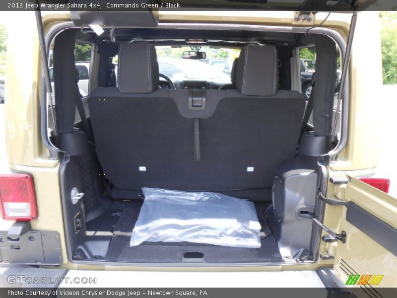 Commando Green / Black 2013 Jeep Wrangler Sahara 4x4